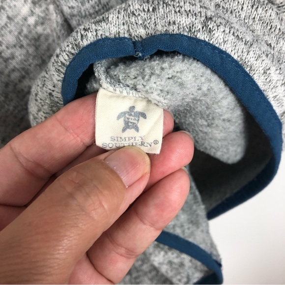 Simply Southern Pullover Fleece Large - Picture 5 of 8